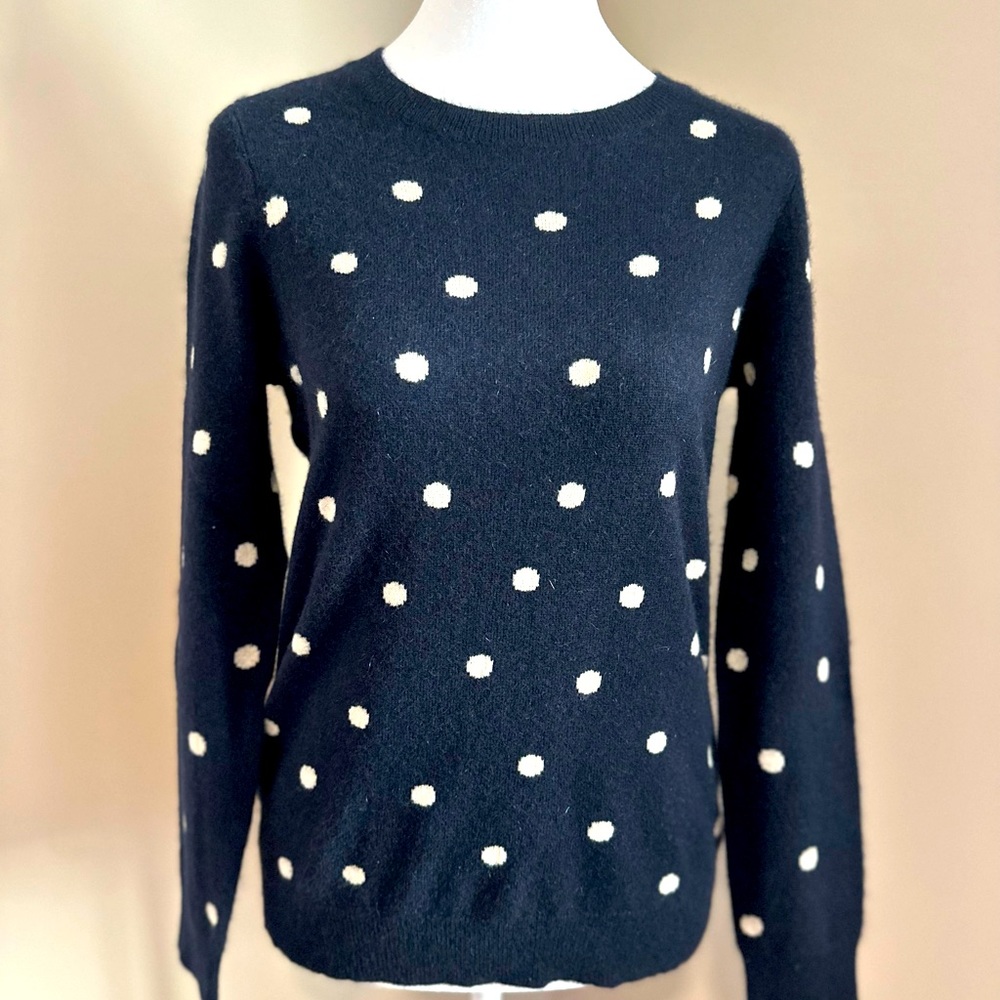 Cashmere sweater